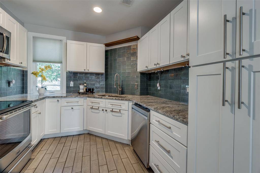 Dallas, TX 75219,4040 Avondale Avenue #402
