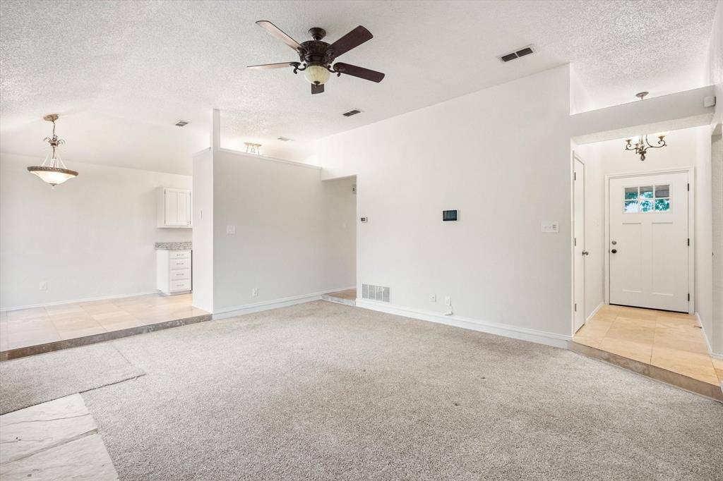 Arlington, TX 76001,931 Fiero Drive