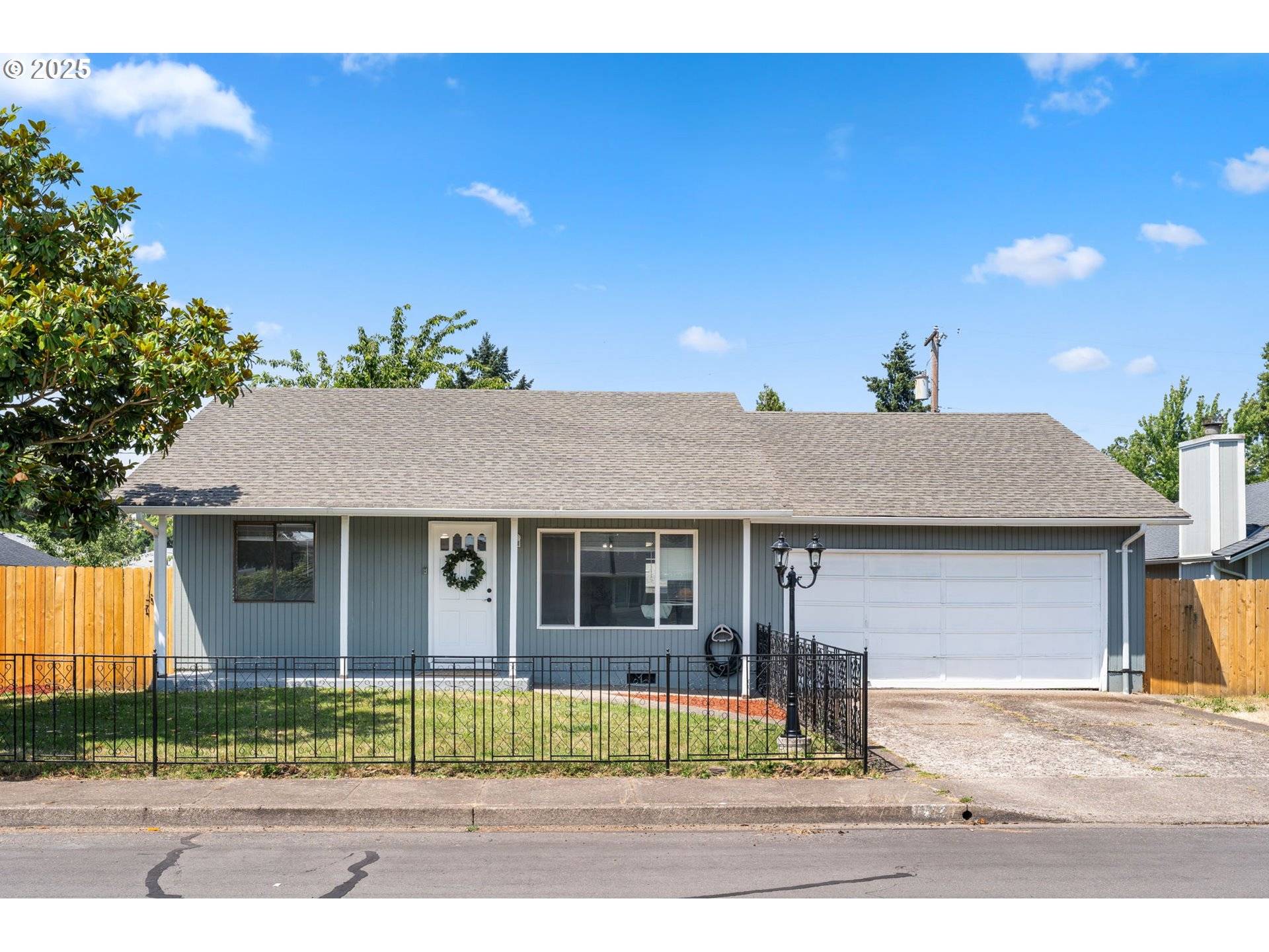 Springfield, OR 97477,492 W OLYMPIC ST