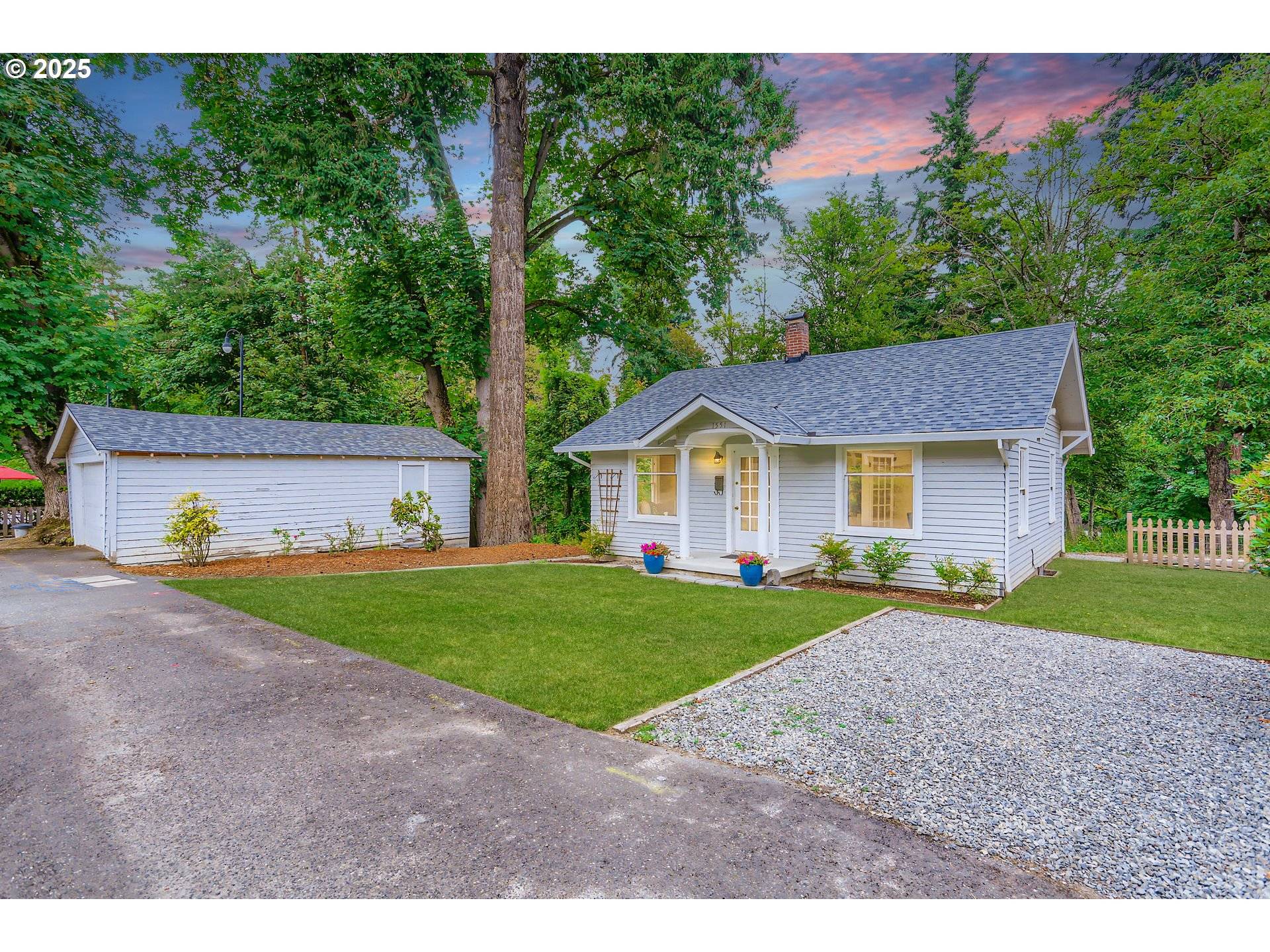 West Linn, OR 97068,1551 GARDEN ST