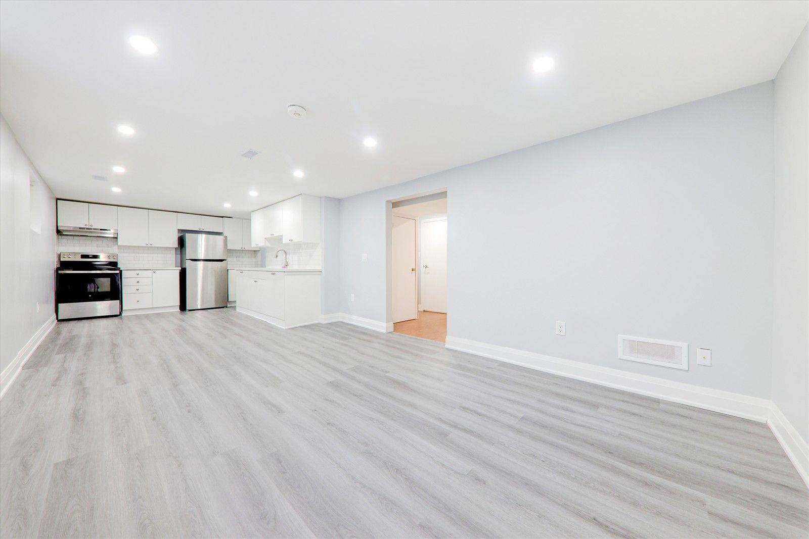 Oshawa, ON L1H 6J1,171 Guelph ST #Basement