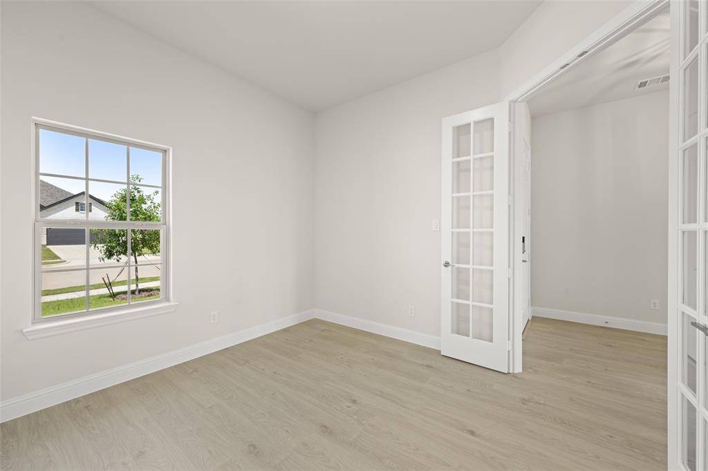 Waxahachie, TX 75167,428 Burrow Drive