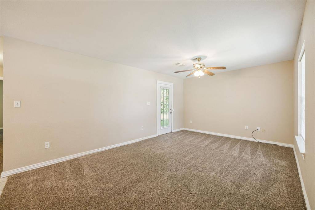 Terrell, TX 75160,1104 & 1106 E High Street