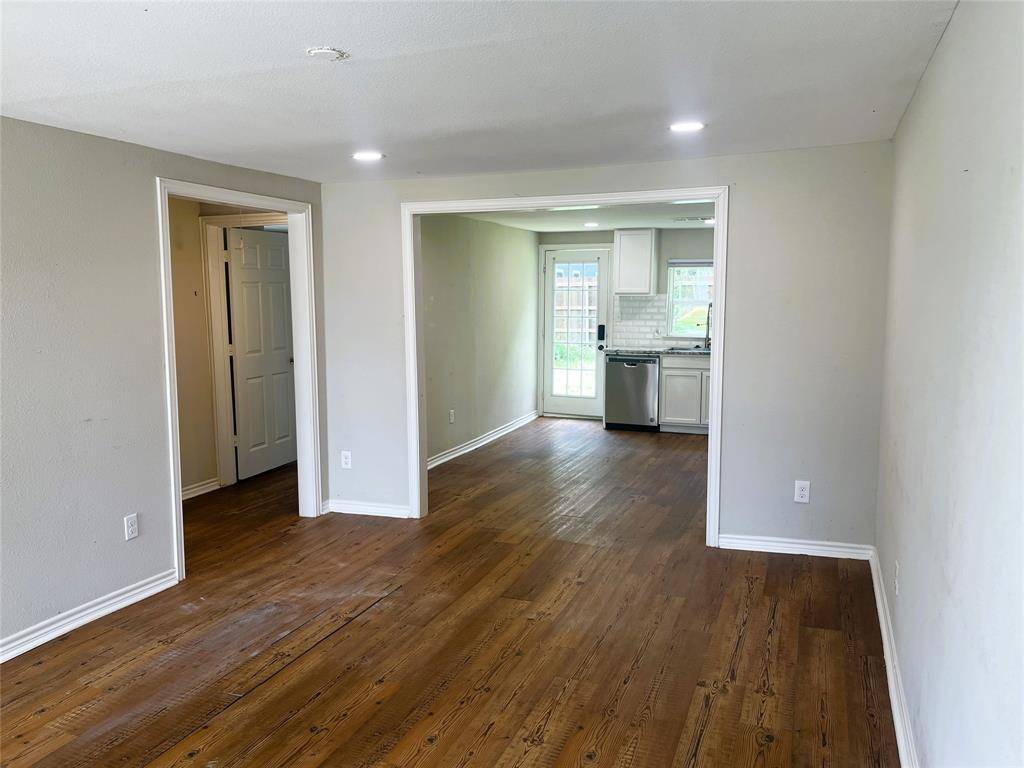 Pilot Point, TX 76258,117 E Division Street