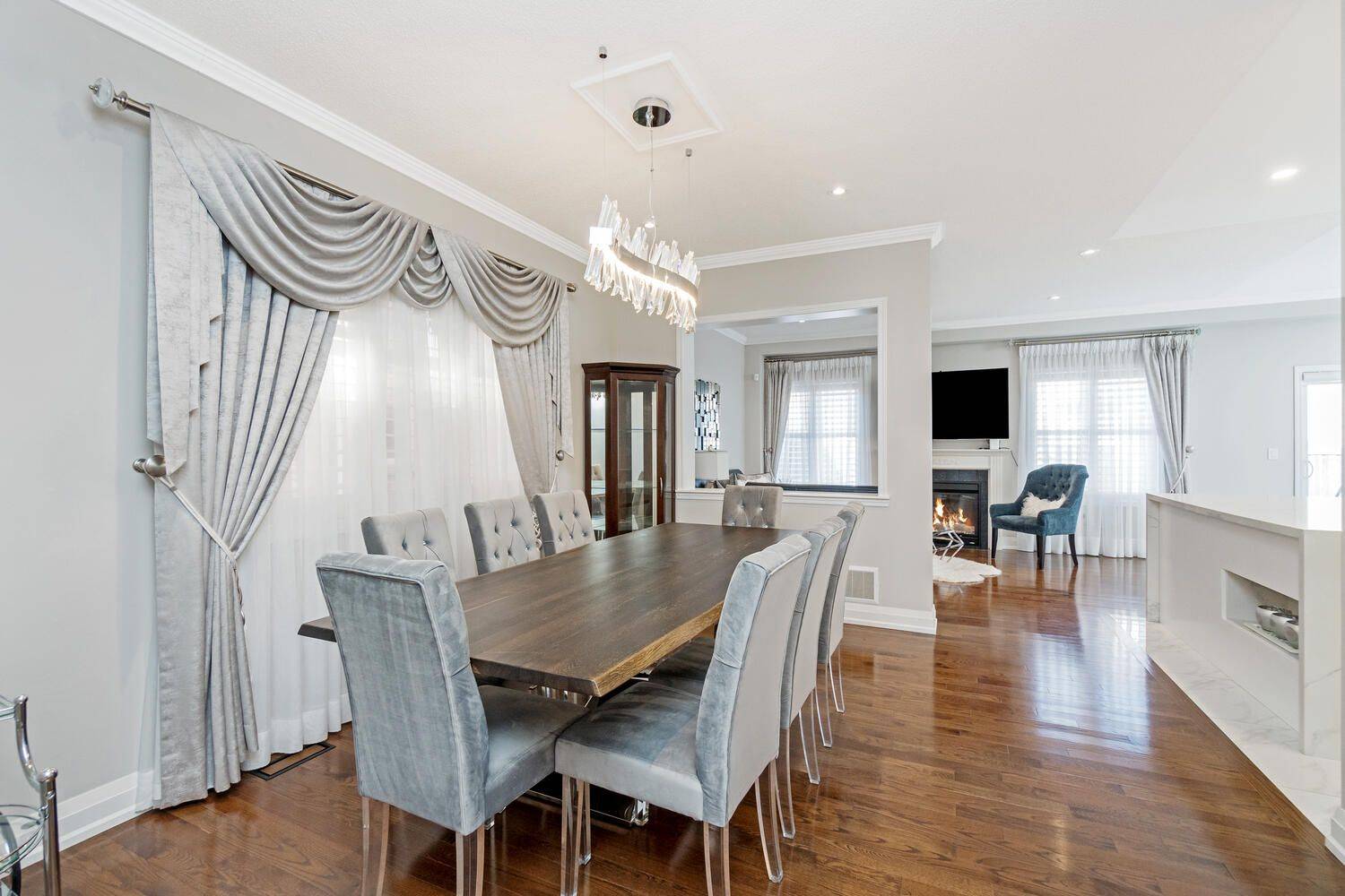 Burlington, ON L6M 0N7,3347 Roma AVE