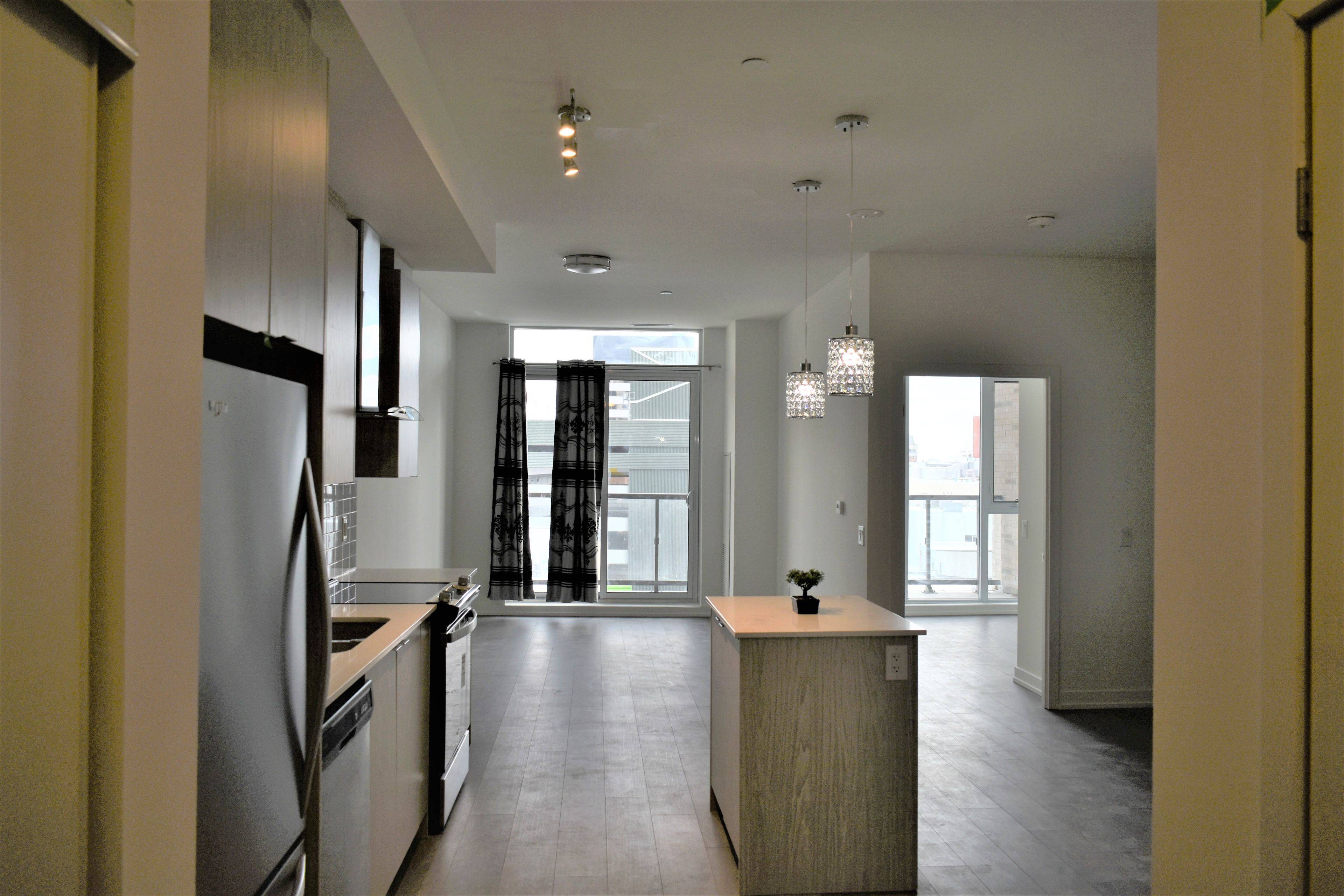 Kitchener, ON N2H 0B7,55 Duke ST #411