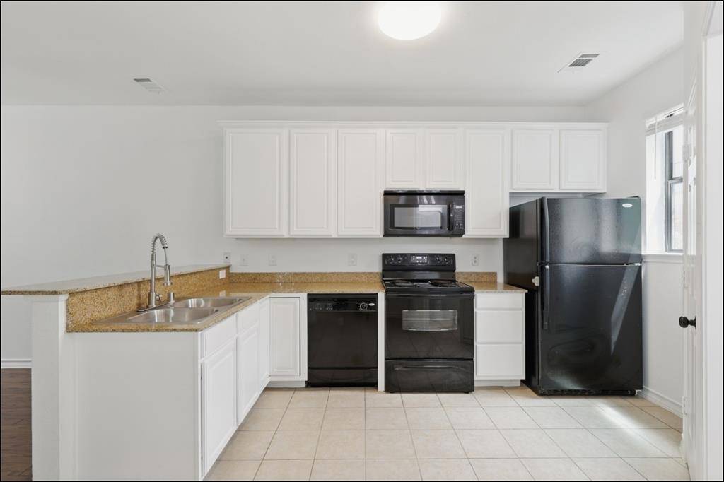 Arlington, TX 76010,116 Nemo Court