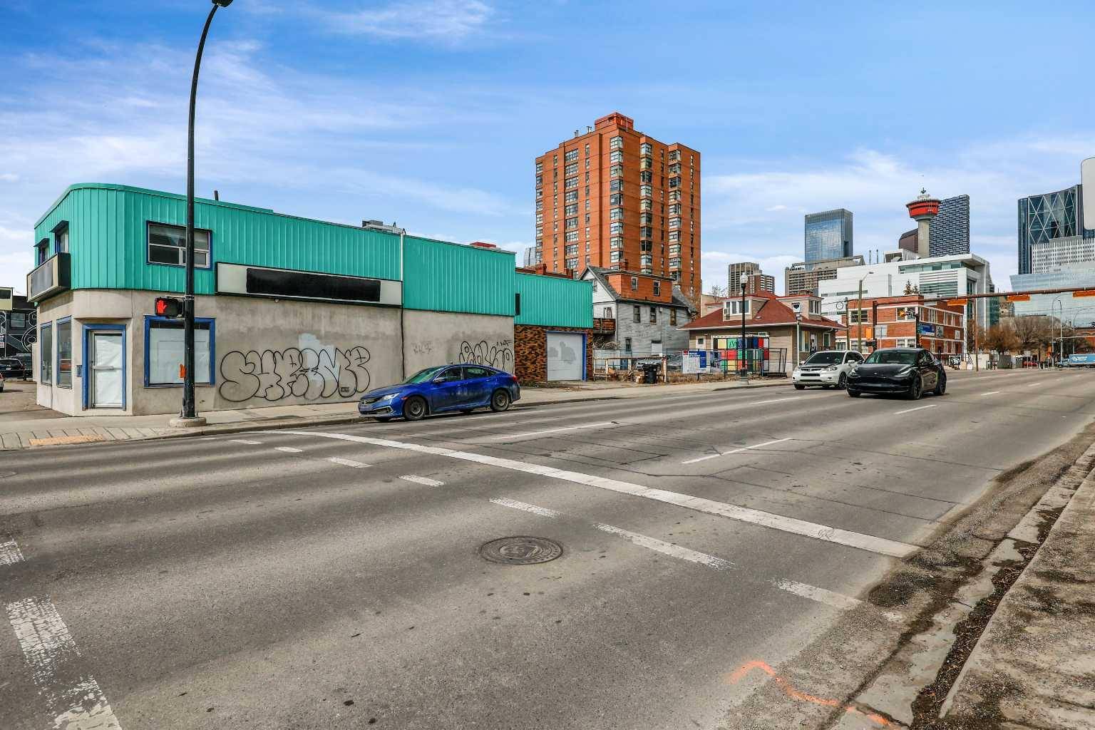 Calgary, AB T2G 2J4,1501 1 ST SE