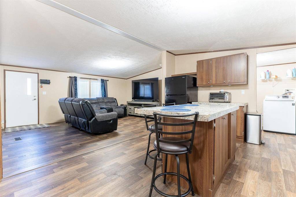 Kemp, TX 75143,15142 Woods North Drive