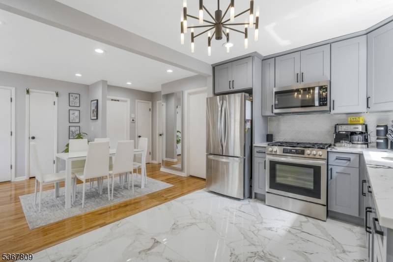 Irvington Twp., NJ 07111,9 Westervelt Pl