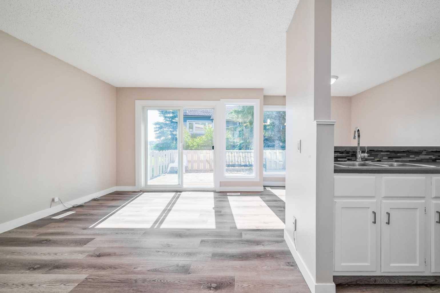 Calgary, AB T2K2Y7,206 Grier TER NE #6