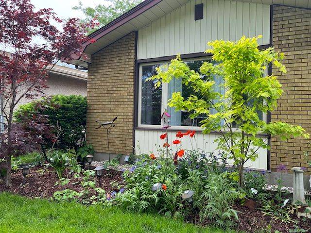 Mckellar Heights - Glabar Park And Area, ON K2A 3M9,970 Parkhurst BLVD