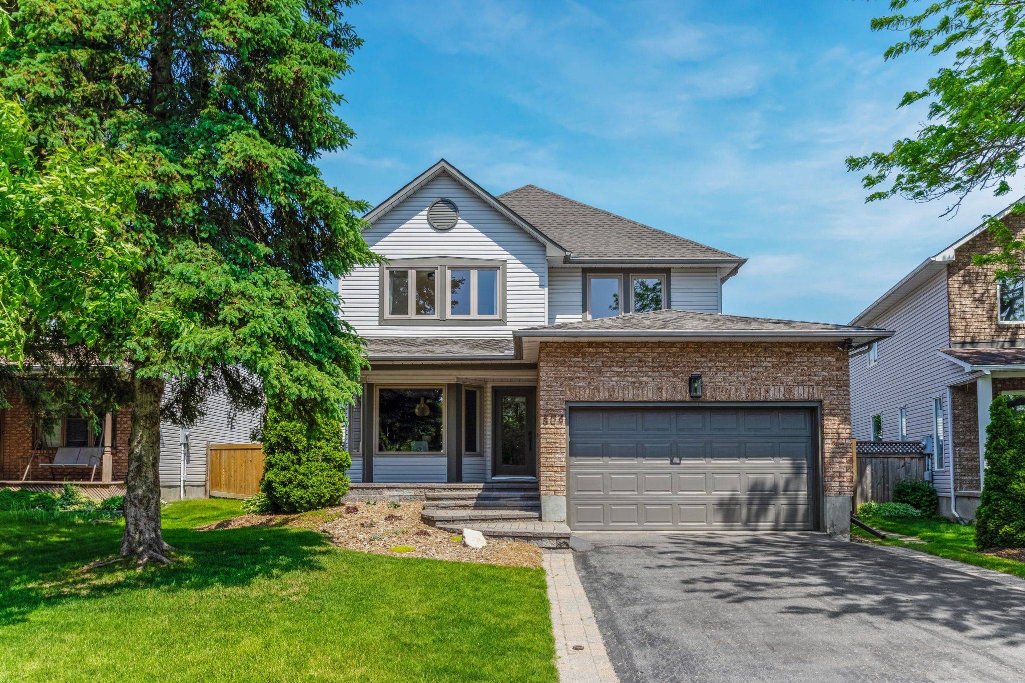 Orleans - Cumberland And Area, ON K4A 3E4,804 Adencliffe DR