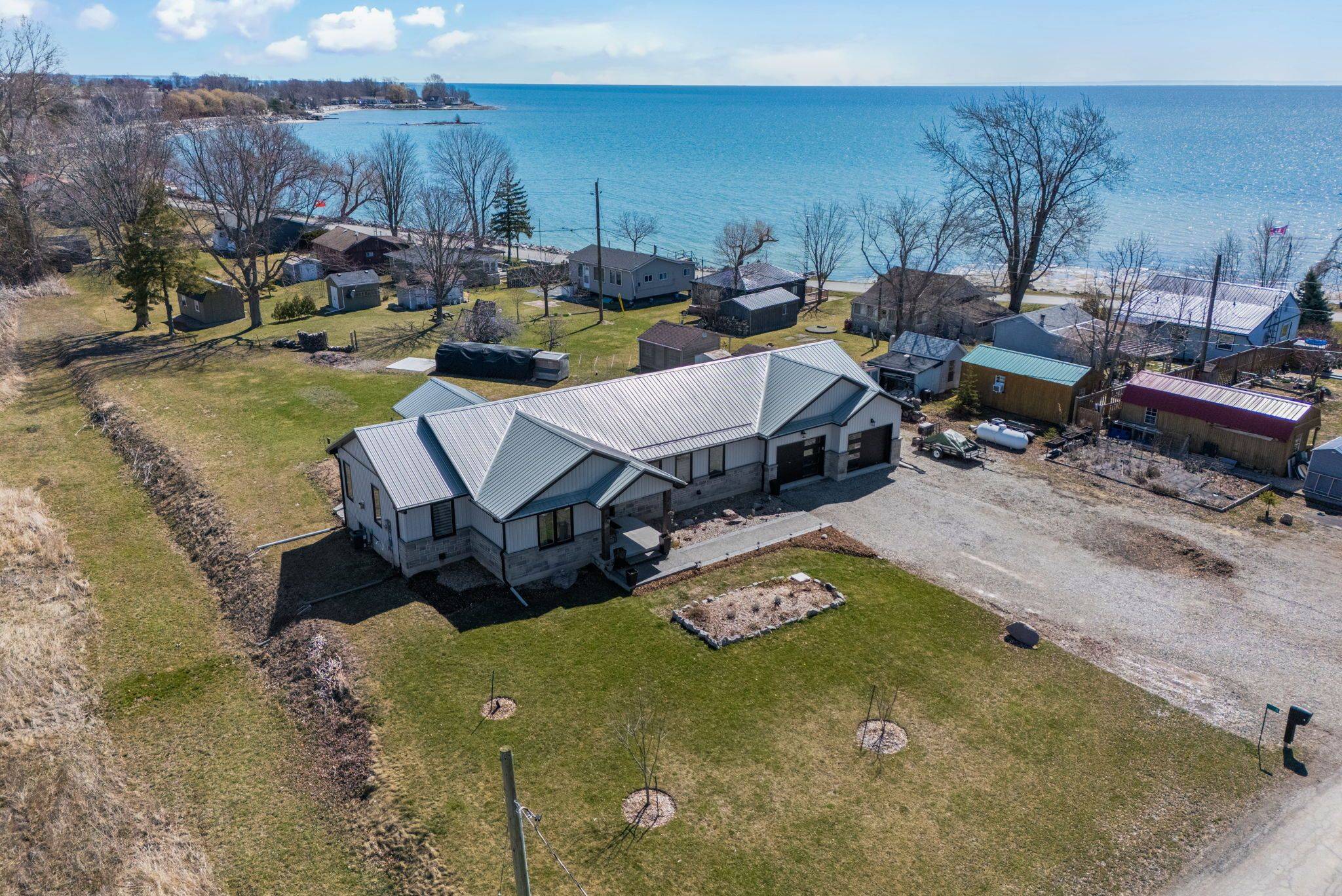 Haldimand, ON N0A 1P0,8 Reicheld RD