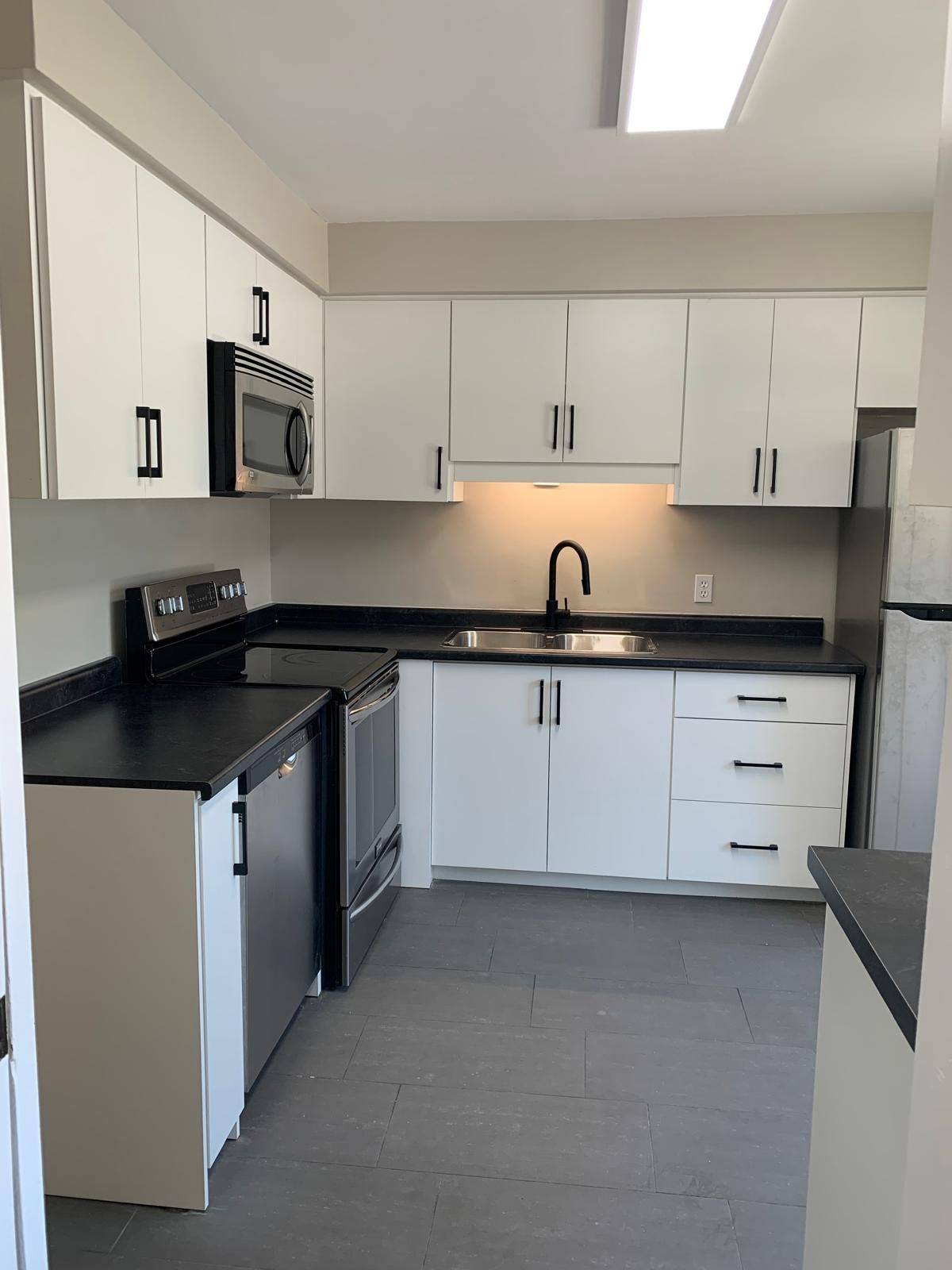 London South, ON N6C 5W3,75 Ansondale RD #14