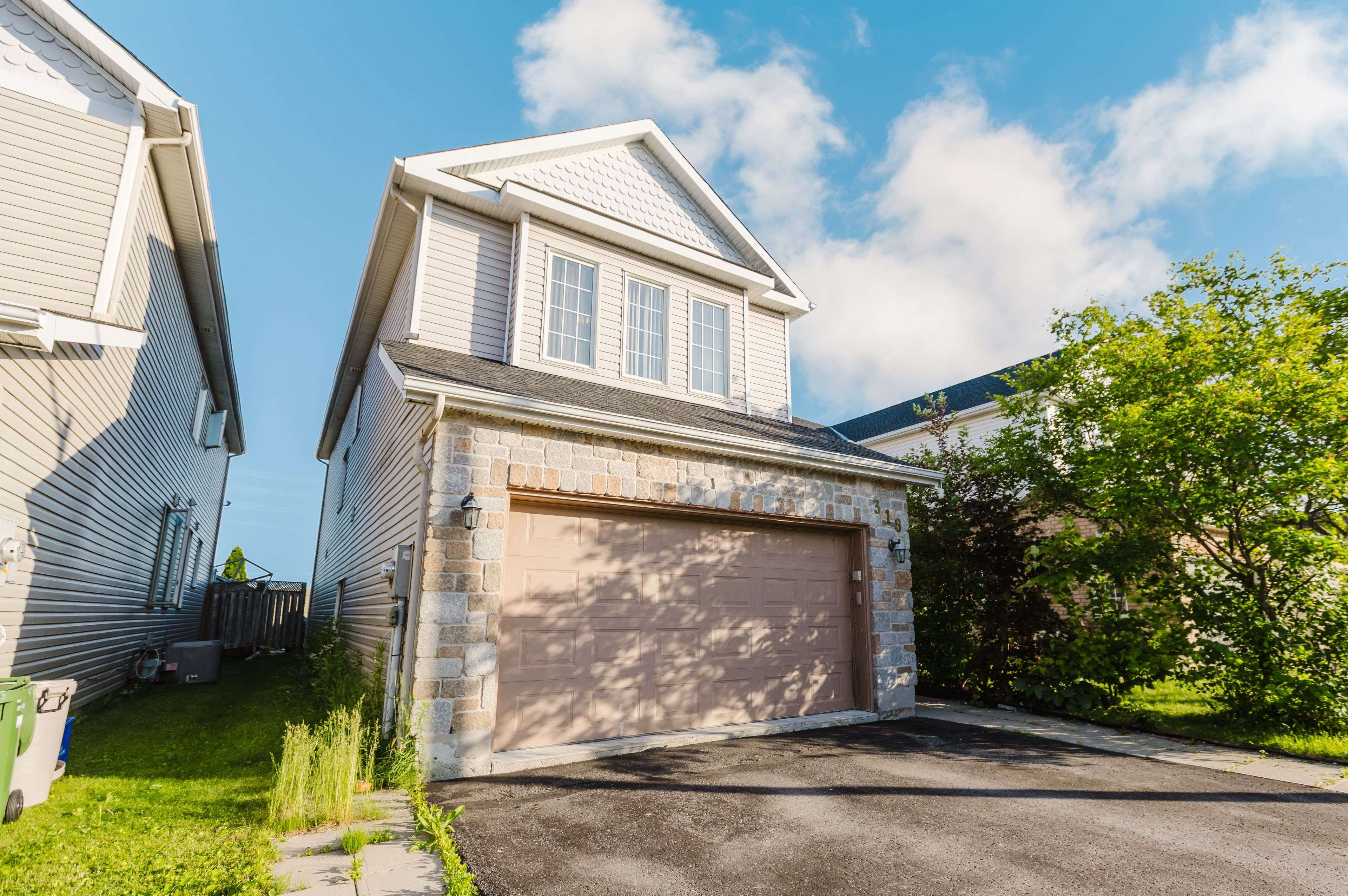Orleans - Cumberland And Area, ON K4A 5A8,318 Rustic Hills CRES