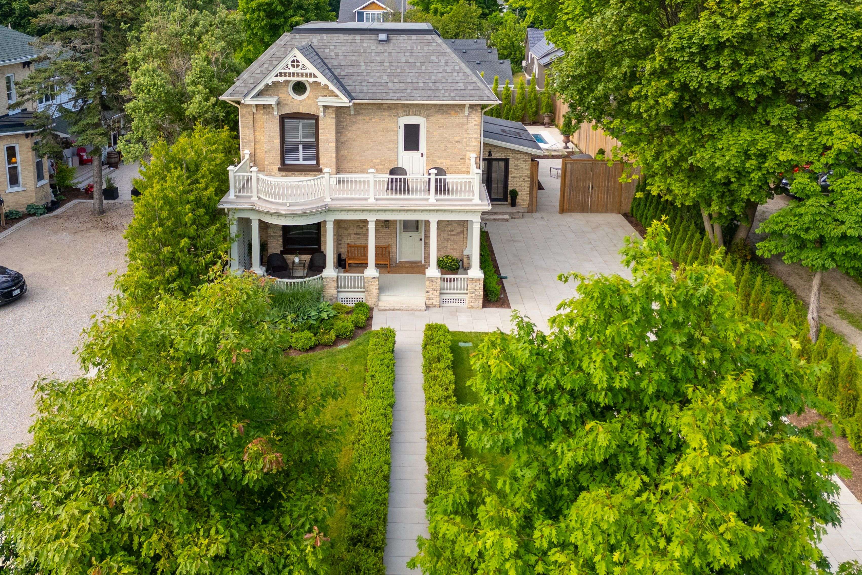 Saugeen Shores, ON N0H 2L0,126 High ST