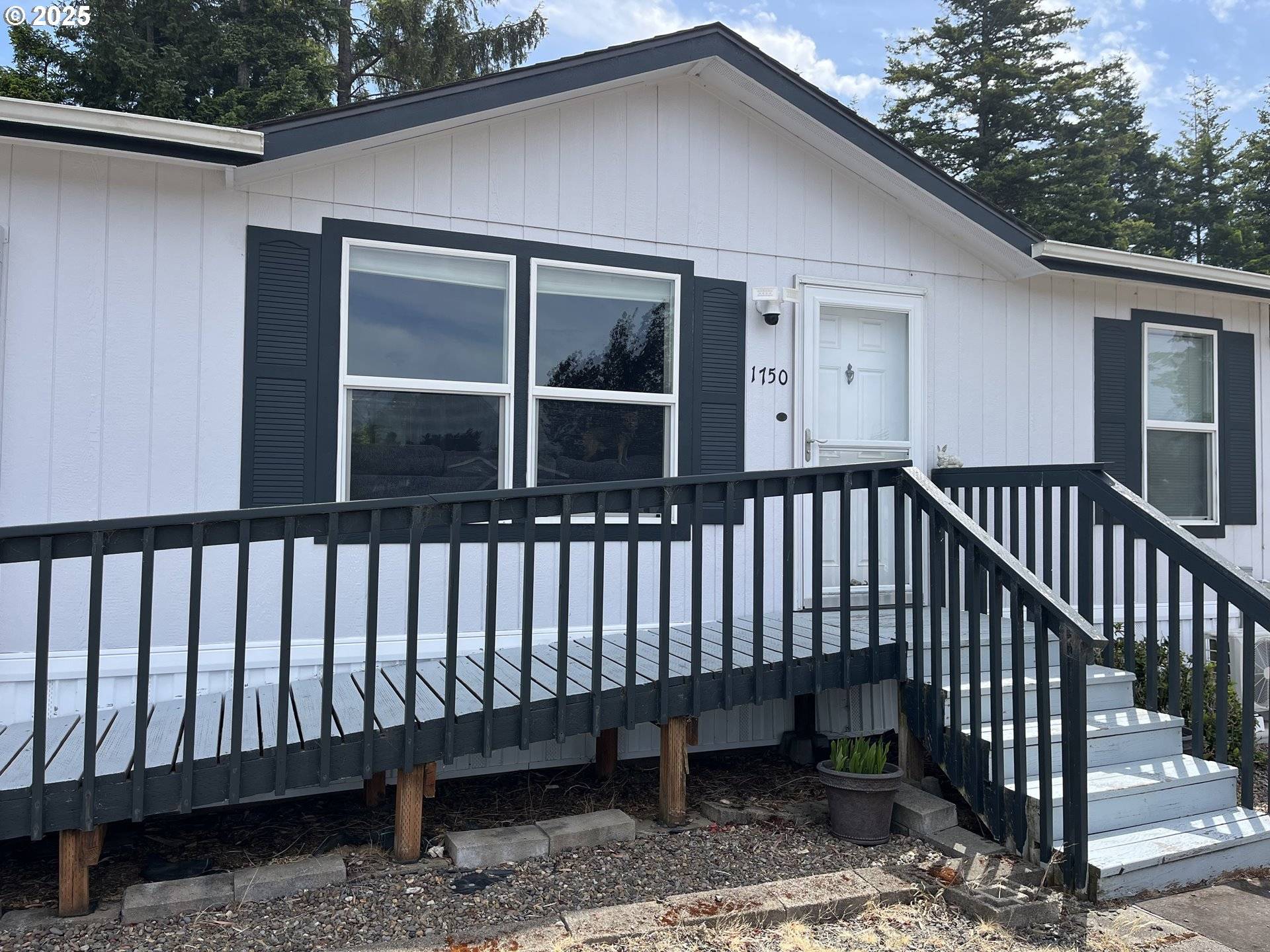 Coos Bay, OR 97420,1750 S 28TH CT