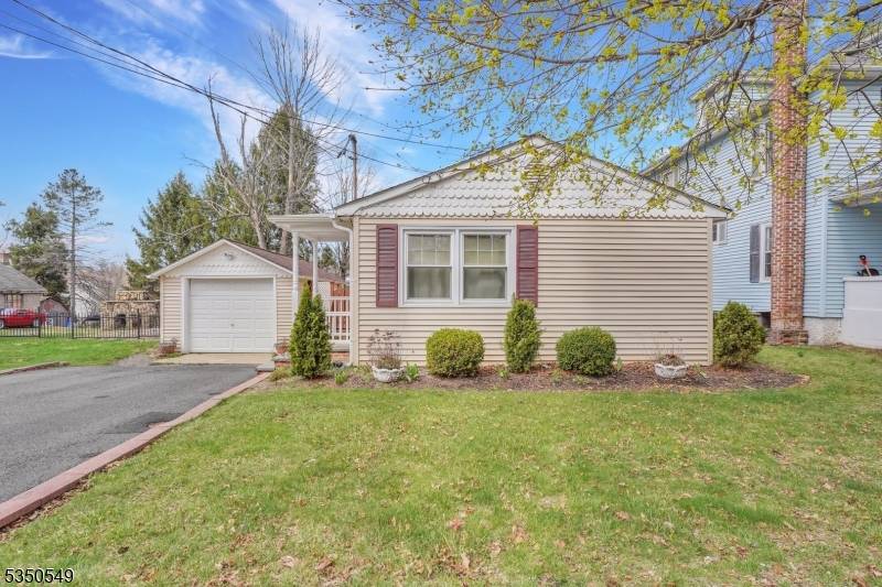 Roxbury Twp., NJ 07850,152 Center St