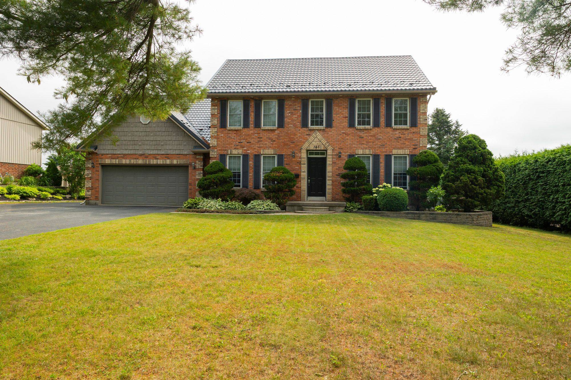 Norwich, ON N0J 1R0,145 JOHN ST S