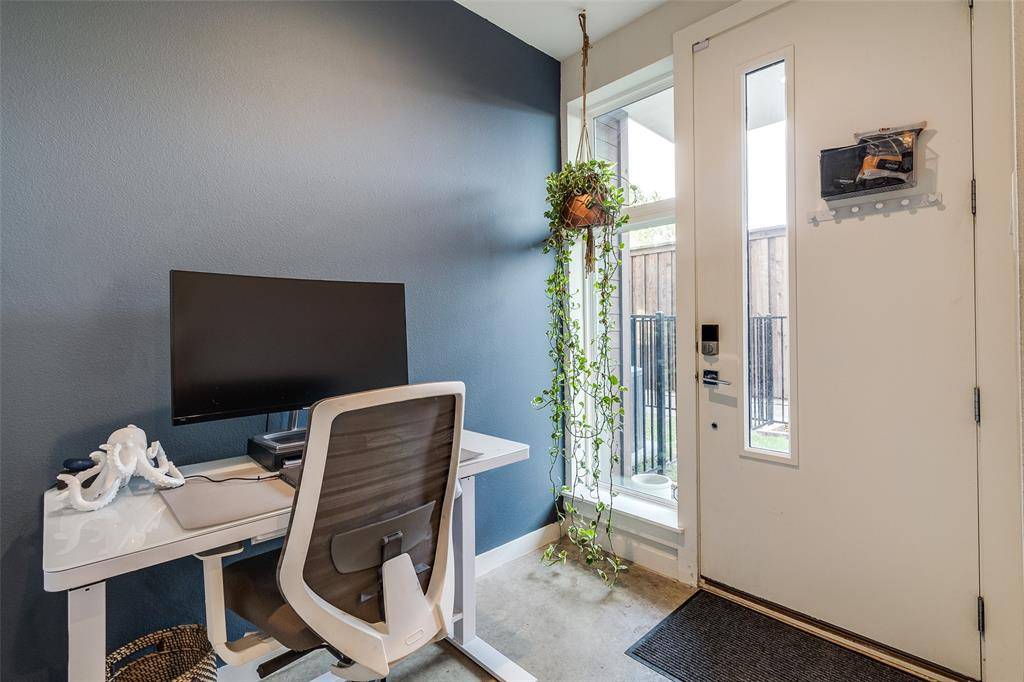 Dallas, TX 75204,4626 Munger Avenue #202