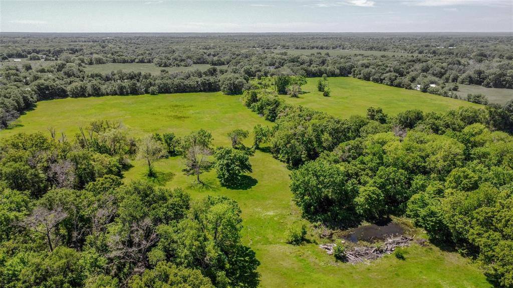 Kemp, TX 75143,1711 W CEDAR CREEK Parkway