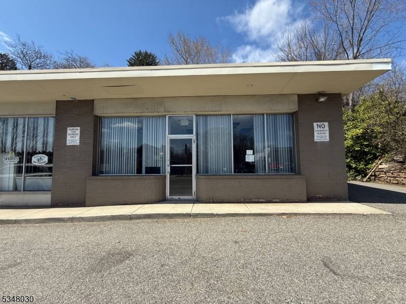 Rockaway Boro, NJ 07866,118 W Main St