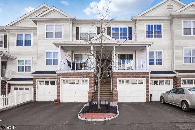 Denville Twp., NJ 07834,215 Sheffield Ct