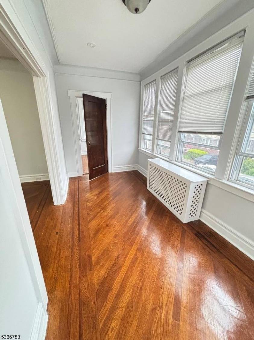 Newark City, NJ 07106,35 Monticello Ave #2