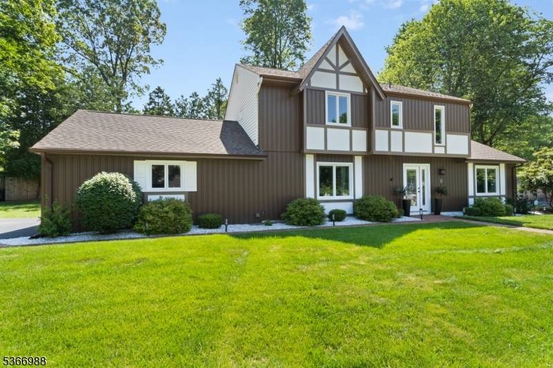 Mount Olive Twp., NJ 07828,11 Washington St