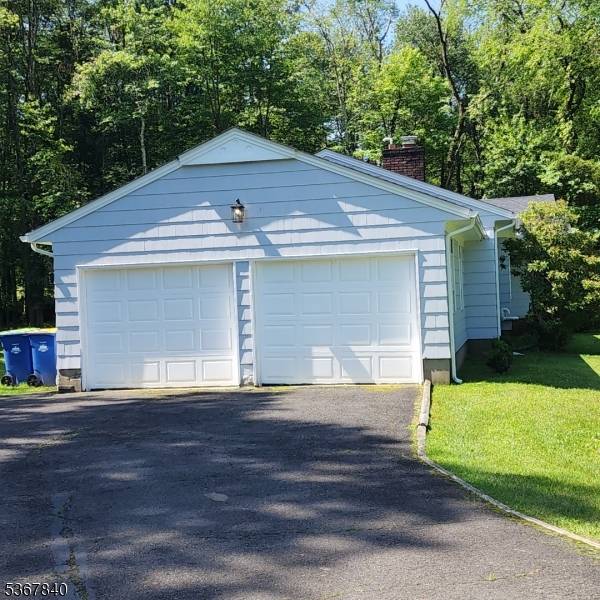 Warren Twp., NJ 07059,14 Berkshire Dr