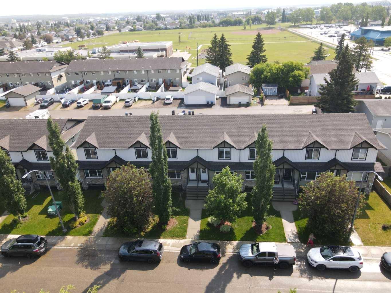 Sylvan Lake, AB T4S 1M3,4807 44 ST