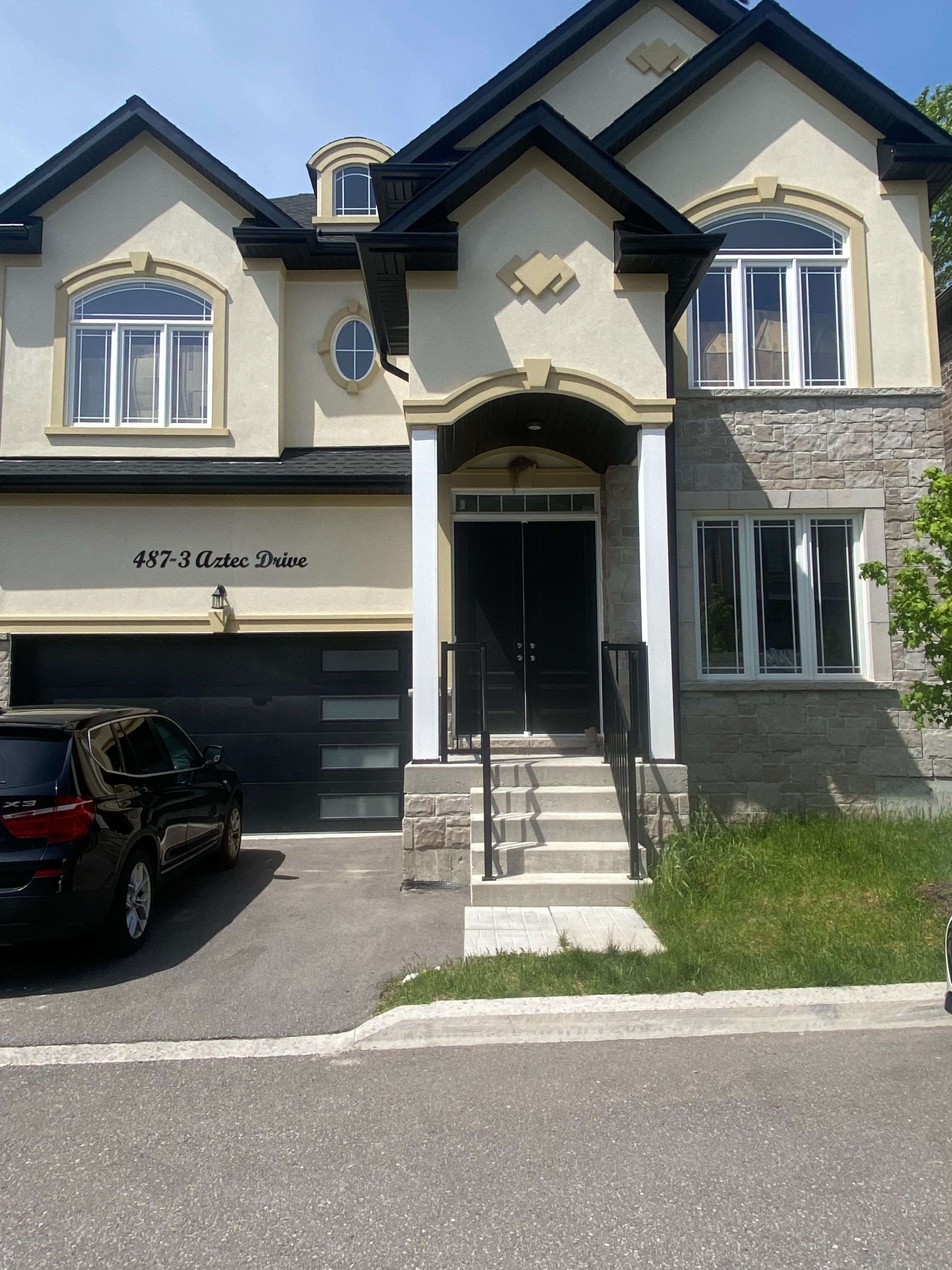 Oshawa, ON L1J 7S7,487 Aztec DR #3-Room 3