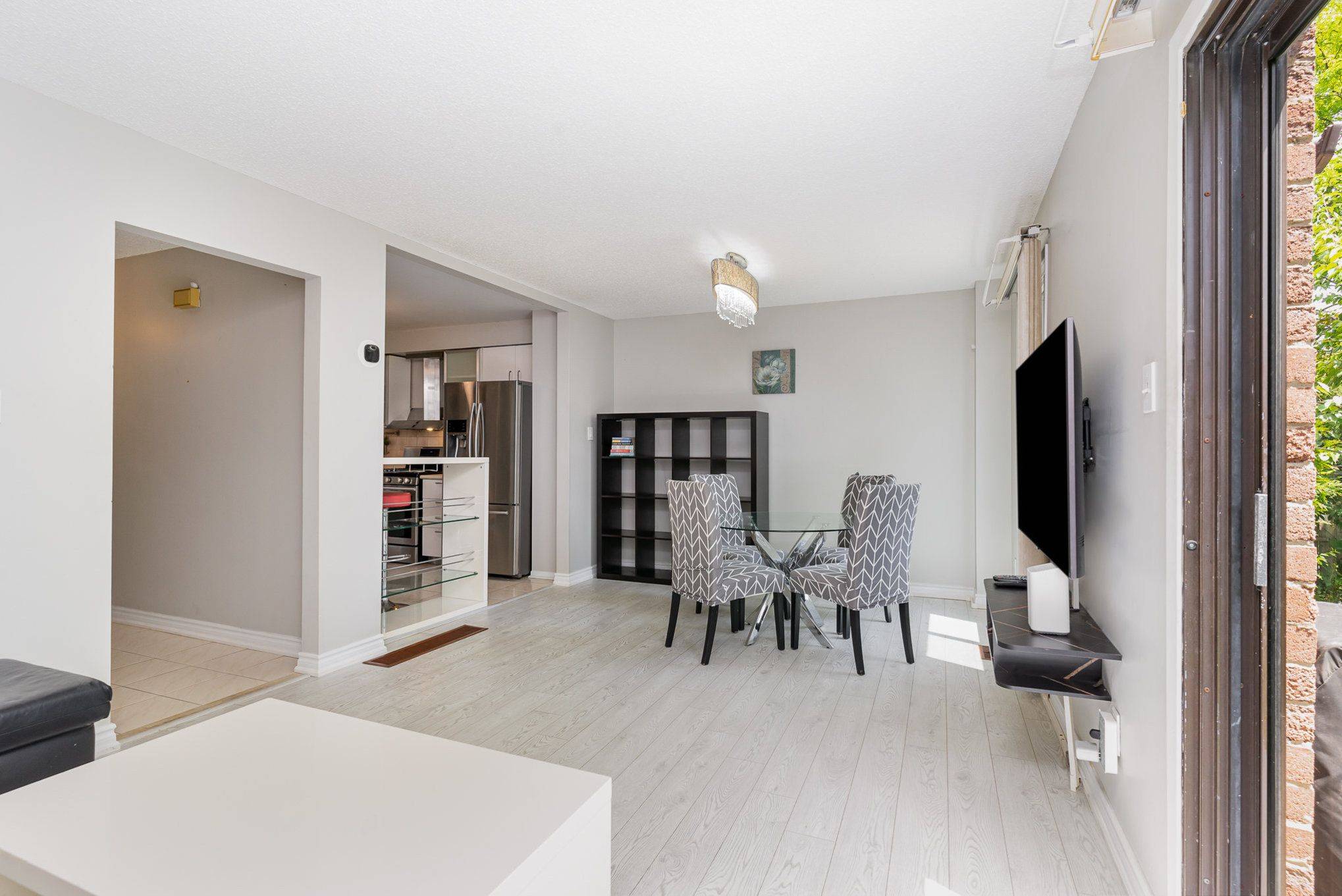 Richmond Hill, ON L4C 7N6,11 Leora CT