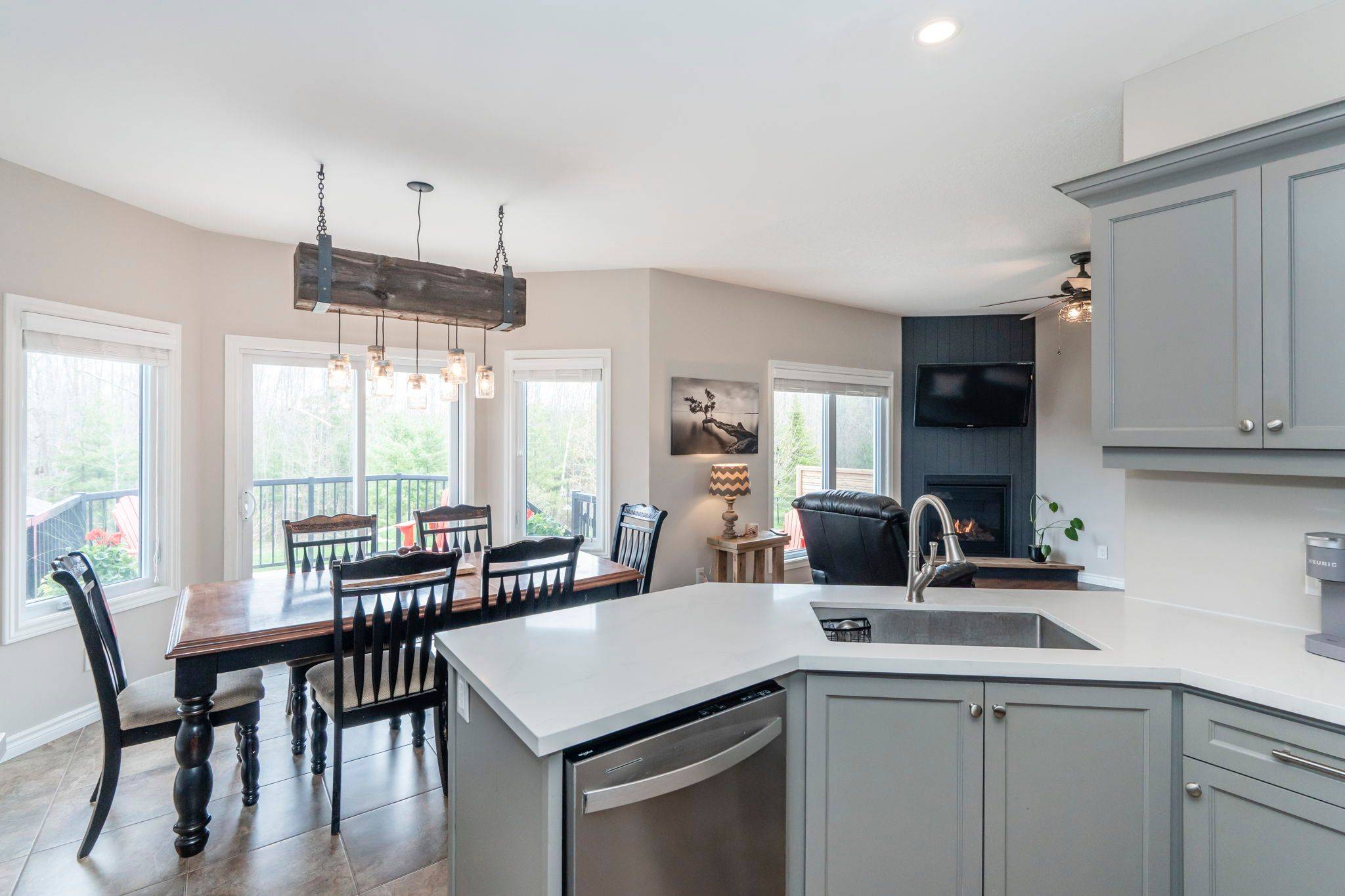 Oro-medonte, ON L0K 1N0,53 Boyd CRES