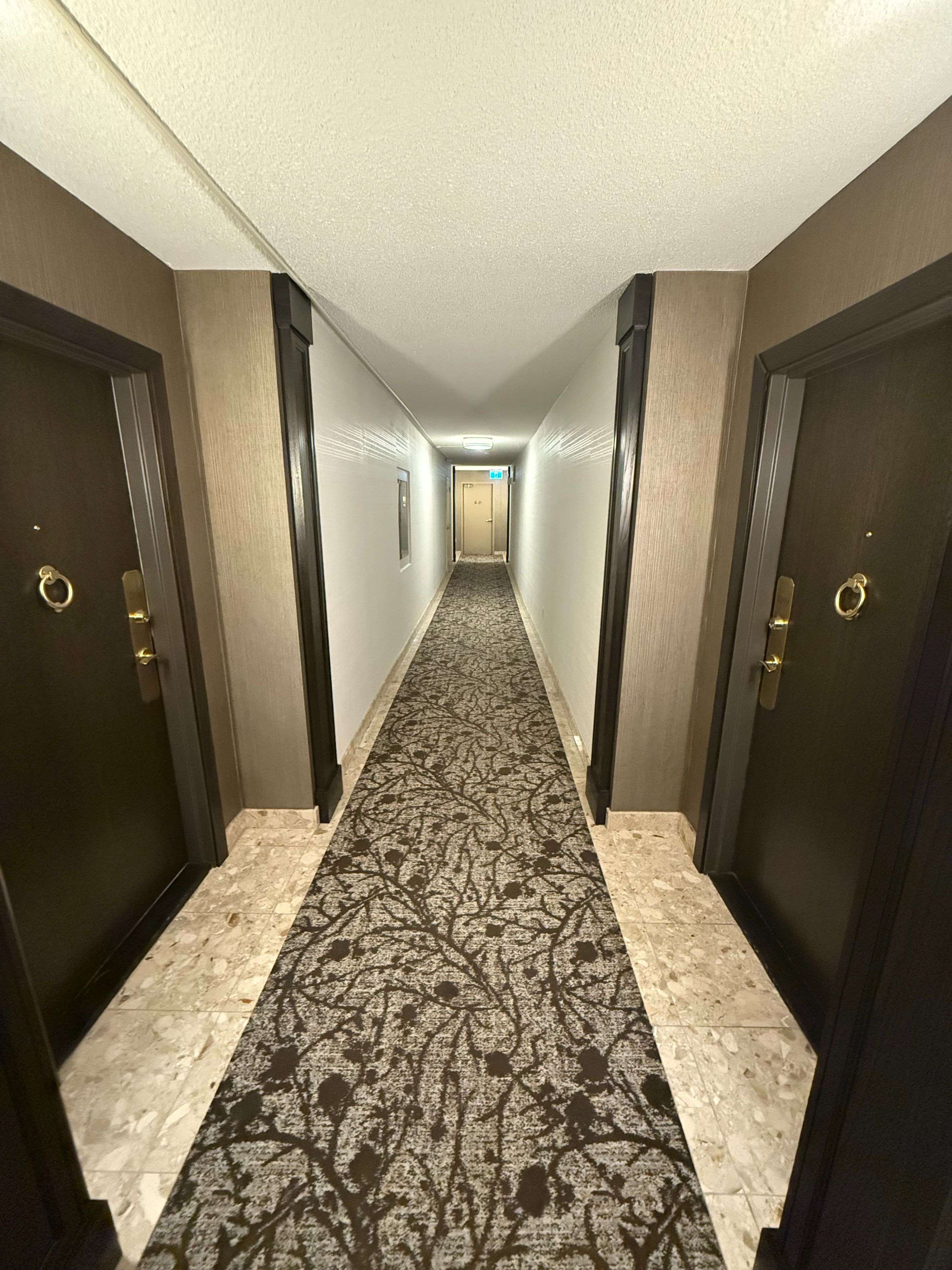 Toronto W08, ON M9C 4W2,820 Burnhamthorpe RD #2107