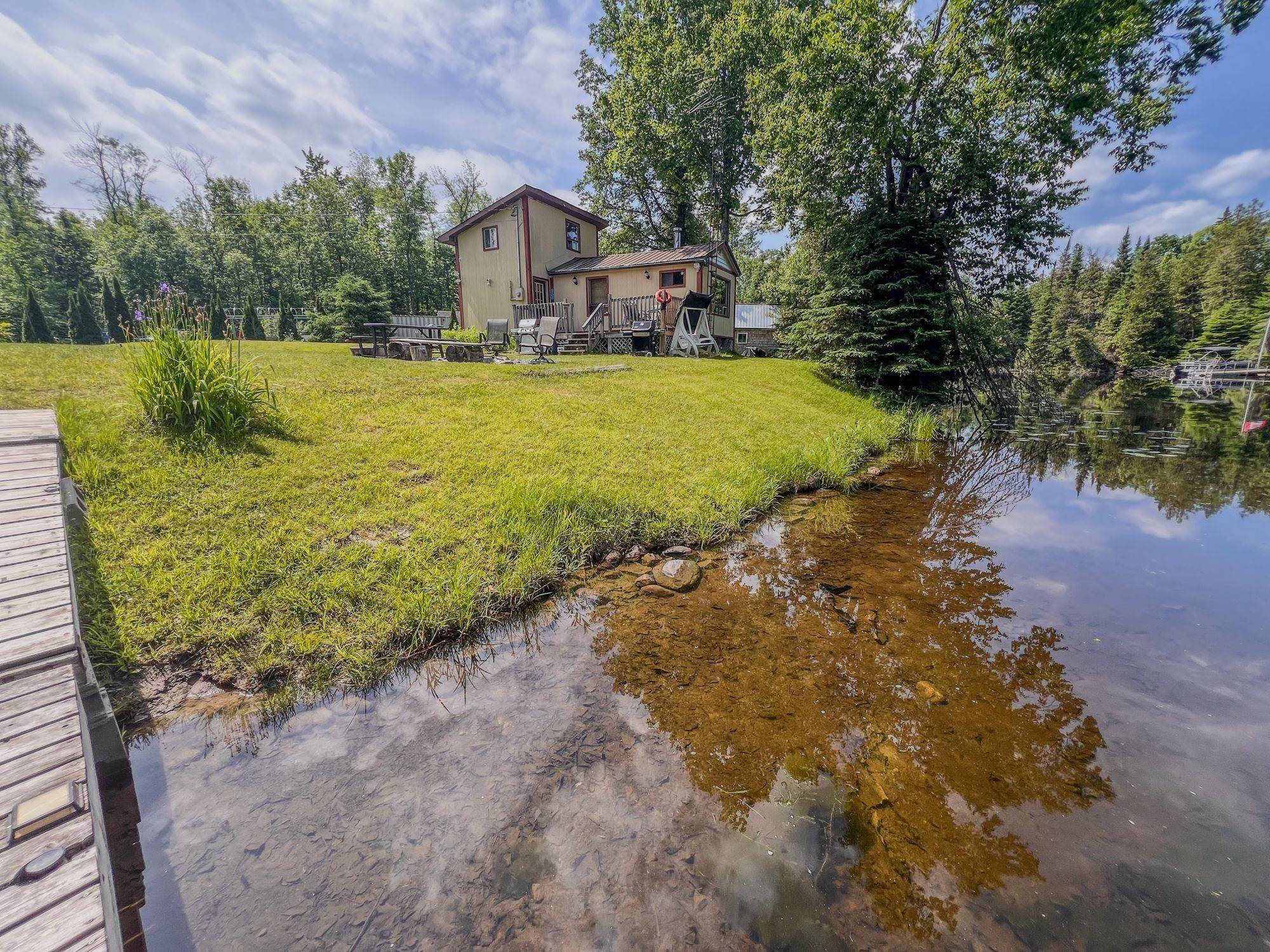 Marmora And Lake, ON K0K 2M0,106 Fidlar CT