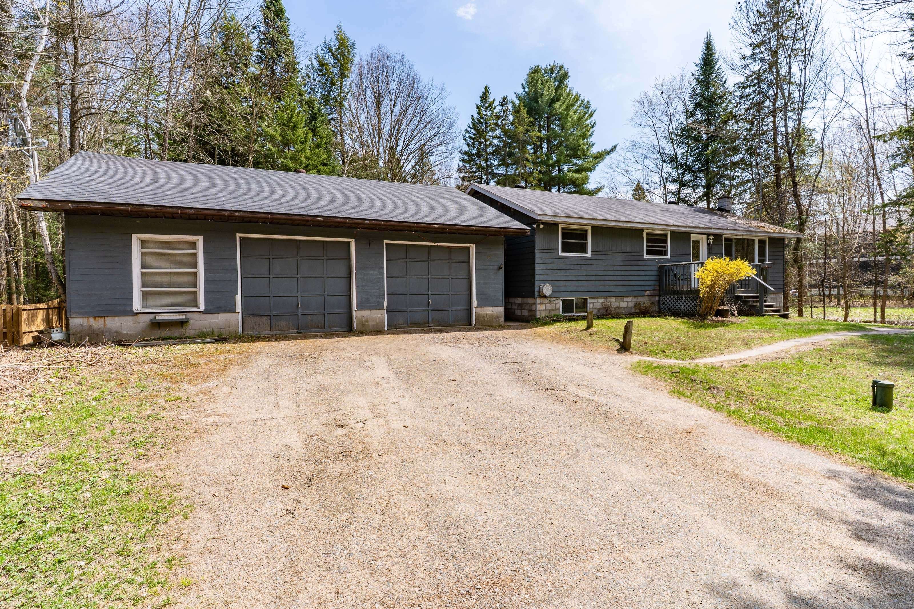 Huntsville, ON P1H 1N6,15 Glen Acres RD