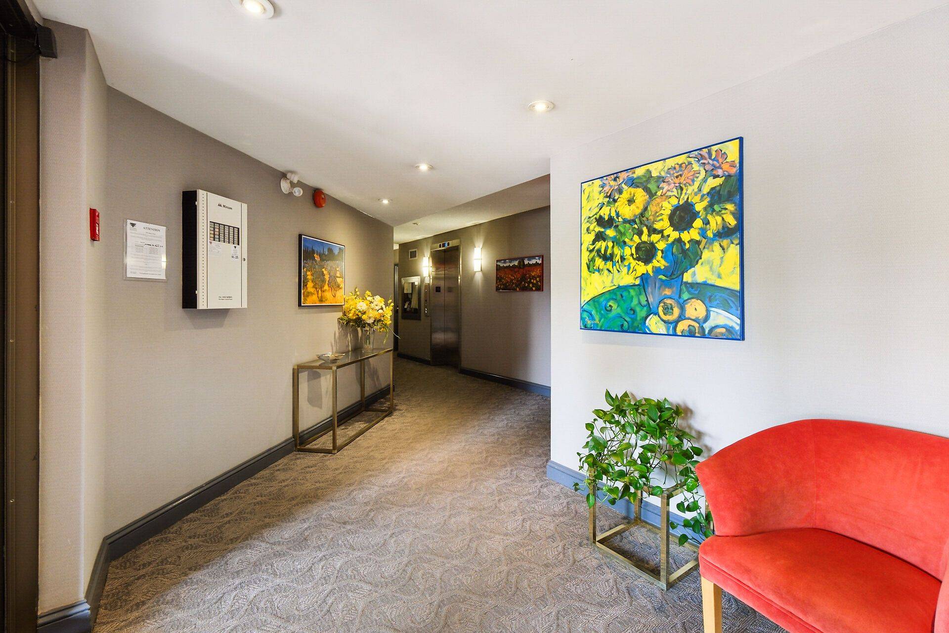 Ottawa Centre, ON K2P 0P7,295 Gilmour ST #104