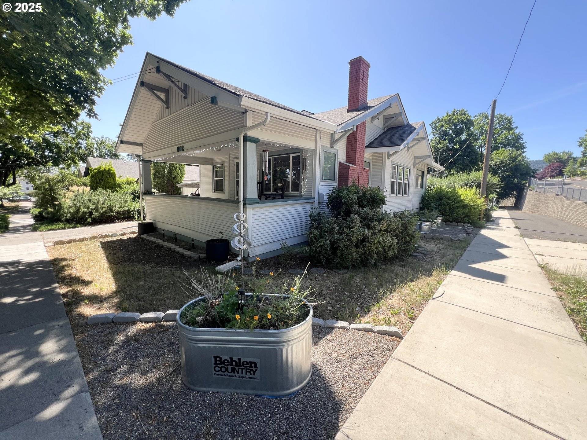 La Grande, OR 97850,802 SPRING AVE