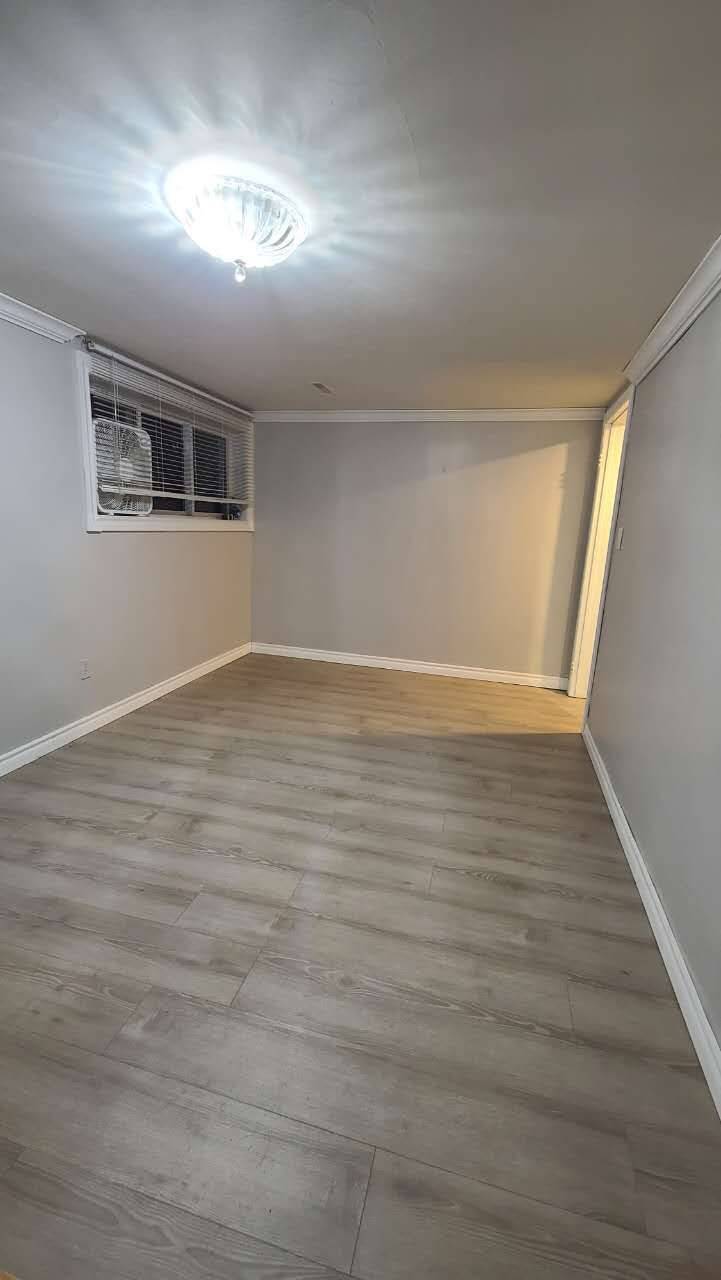 Toronto C15, ON M2M 3A6,75 Mintwood DR