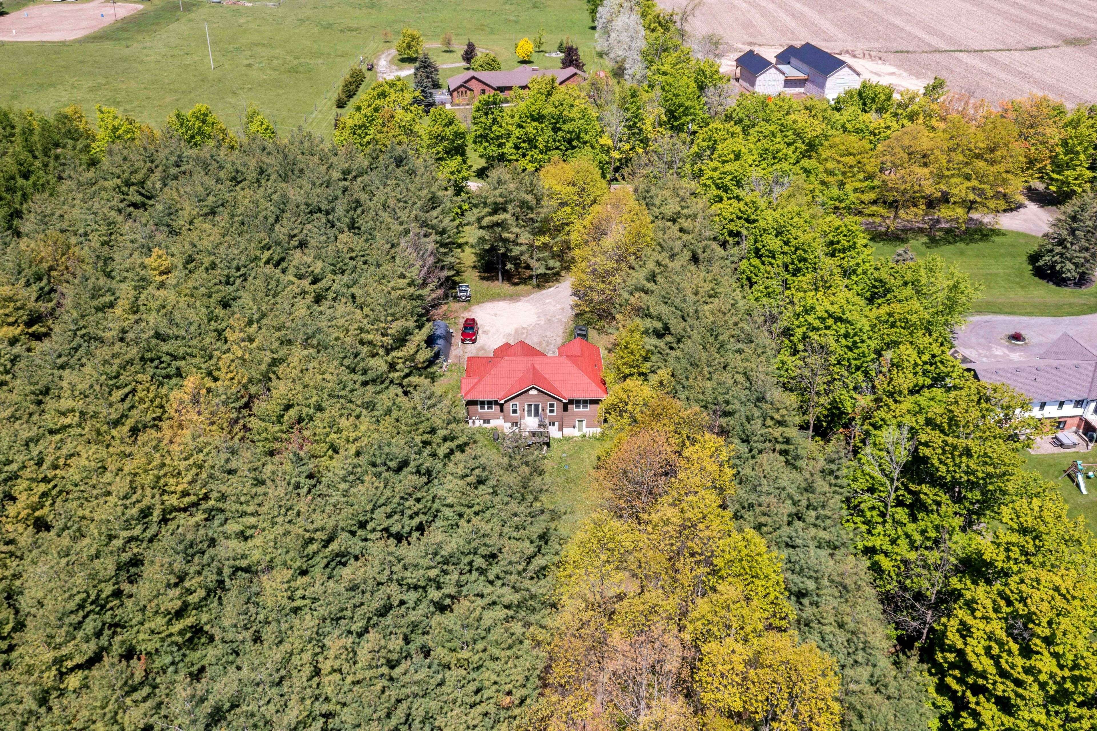 Erin, ON L7J 2L8,9341 Sideroad 9 N/A