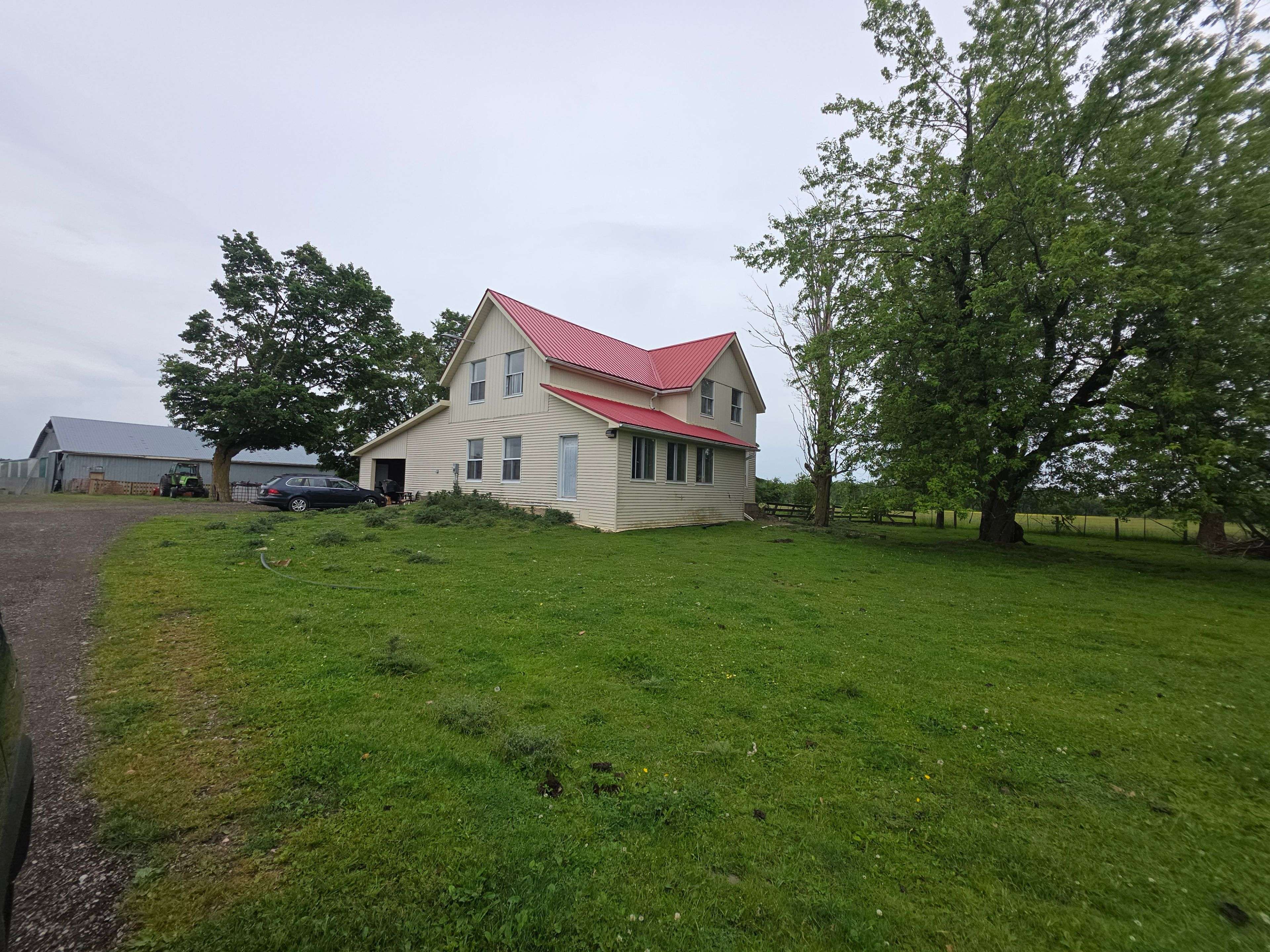 East Luther Grand Valley, ON L9W 3W3,501098 Hwy # 89 N/A