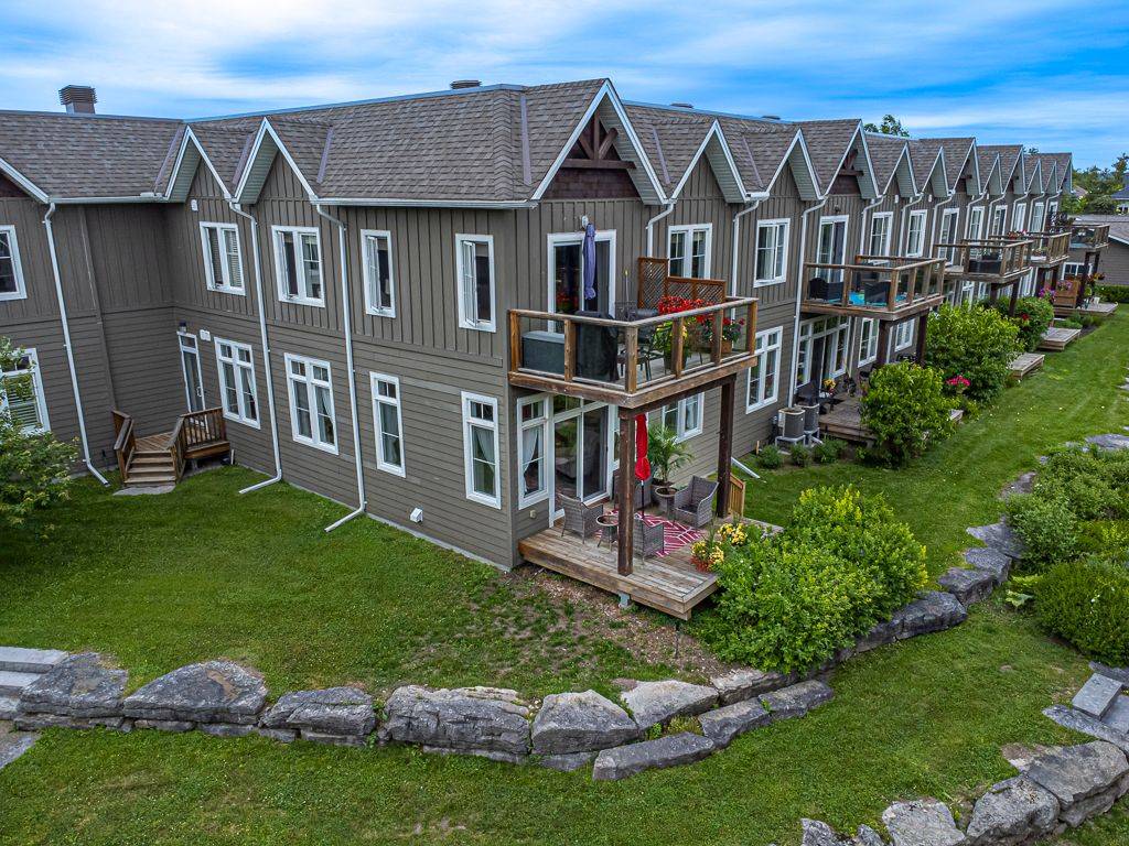 Kawartha Lakes, ON K0M 1A0,29 Lakewood CRES #110