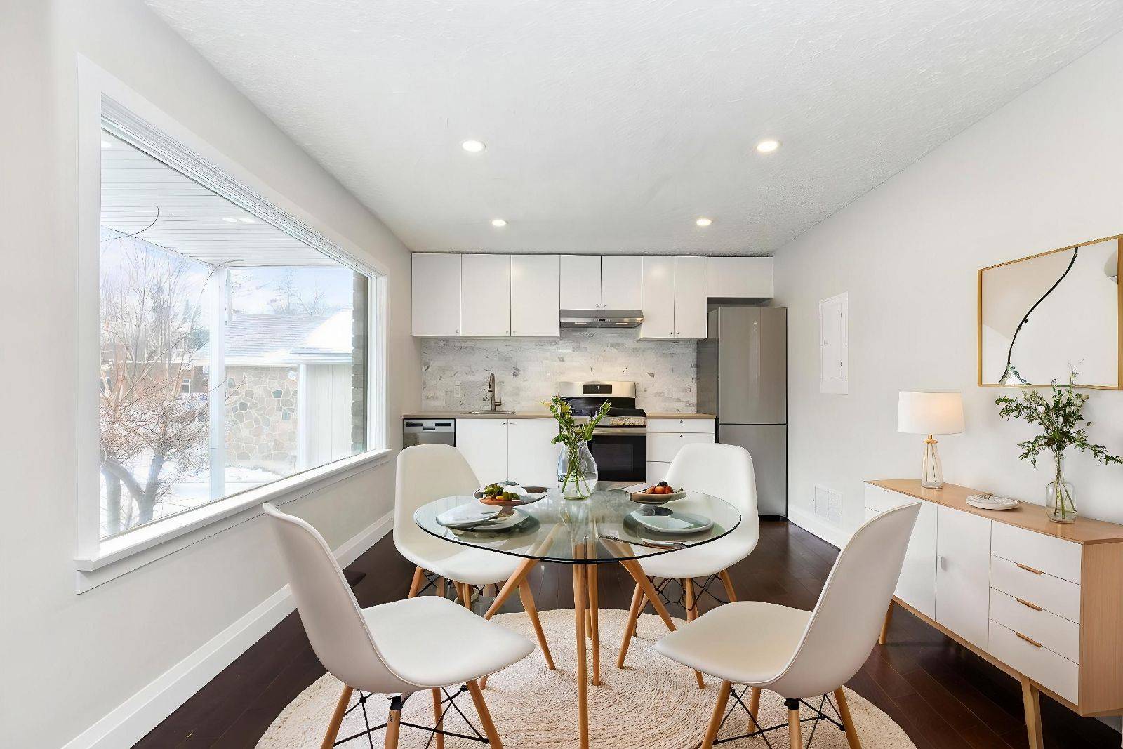 Barrie, ON L4M 3H9,152 Owen ST