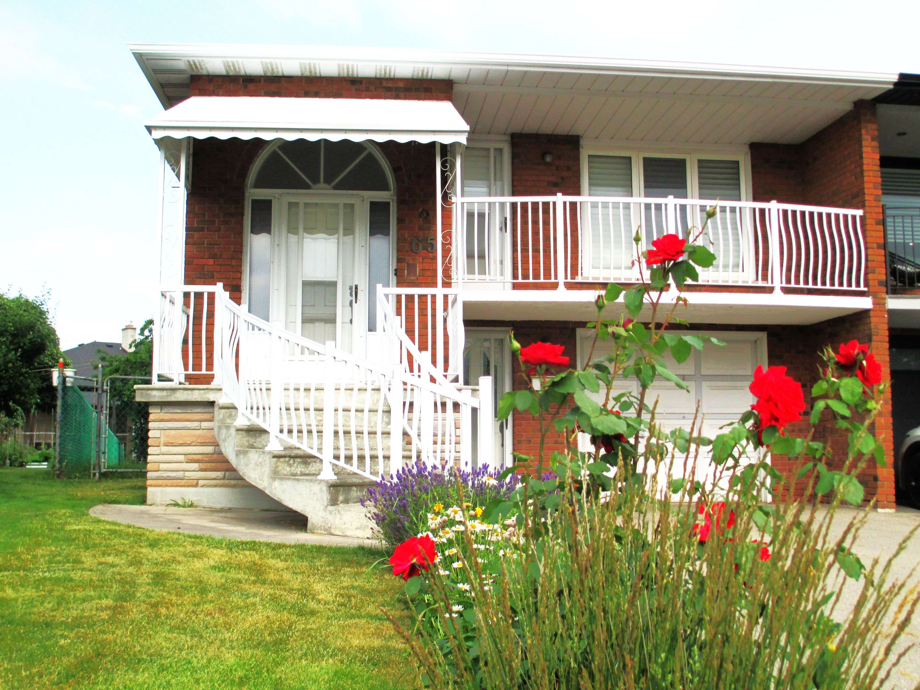 Toronto W05, ON M3L 2J9,65 Arthur Griffith DR
