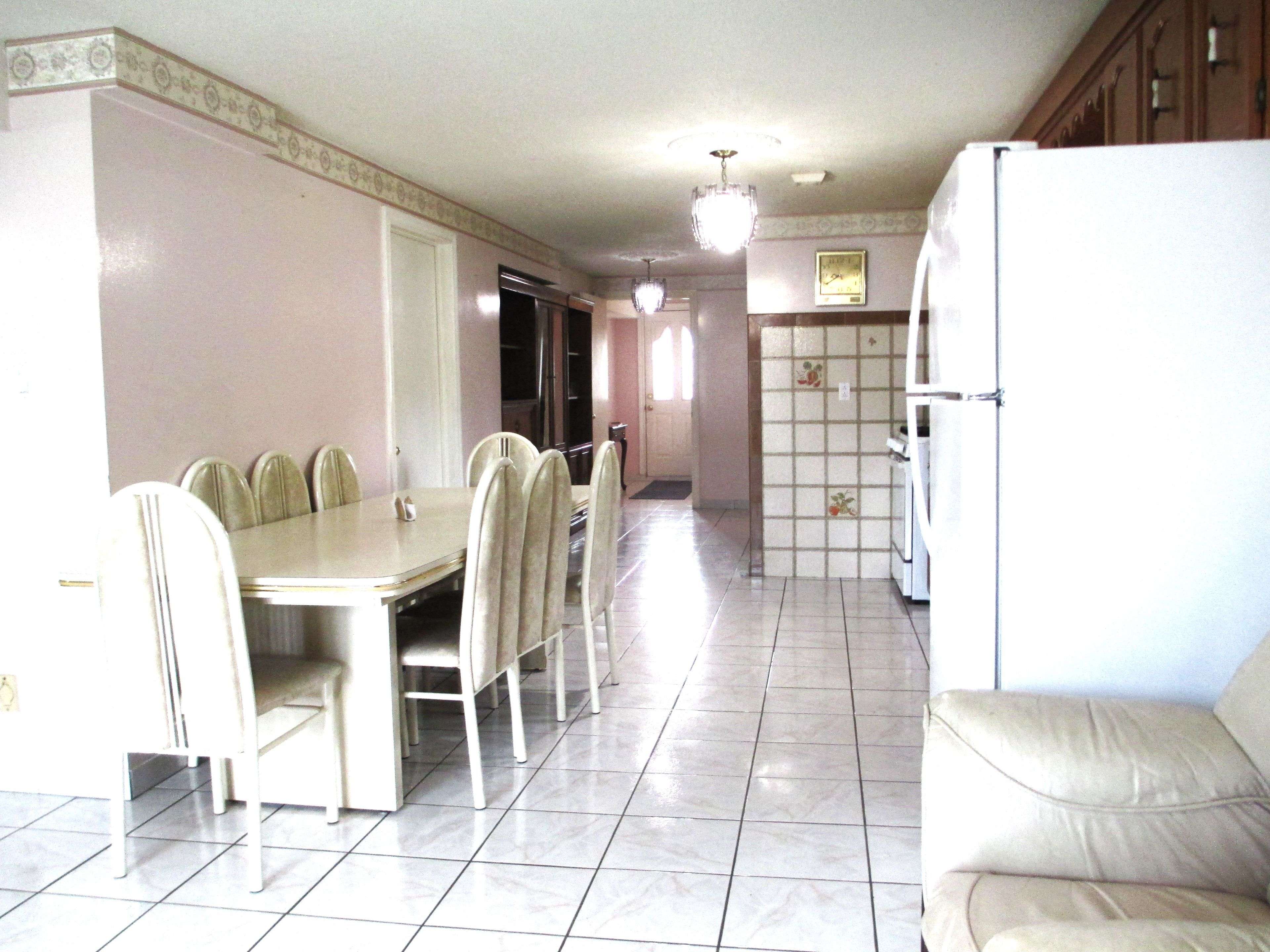 Toronto W05, ON M3L 2J9,65 Arthur Griffith DR