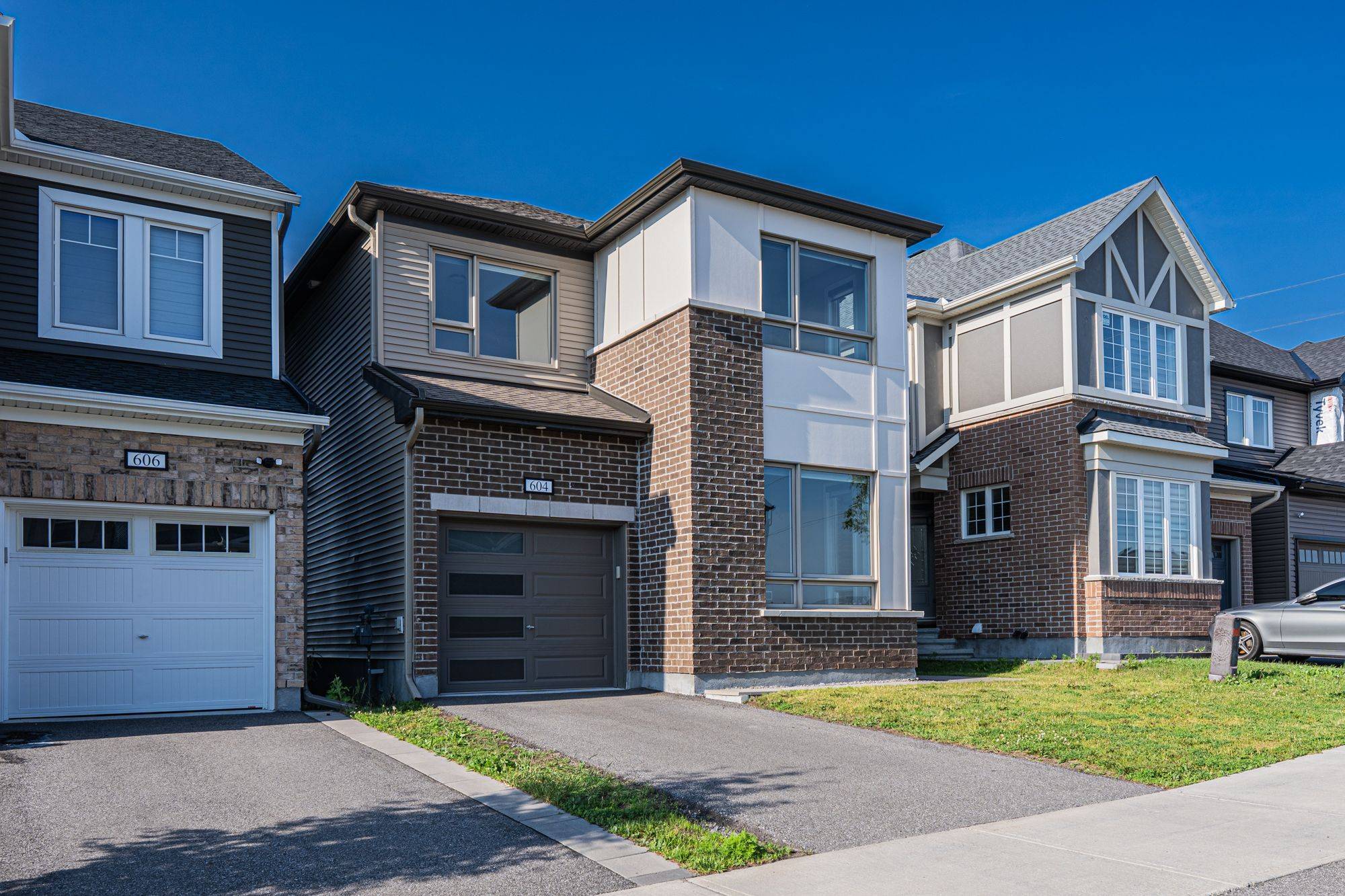 Barrhaven, ON K2J 6S7,604 Perseus AVE