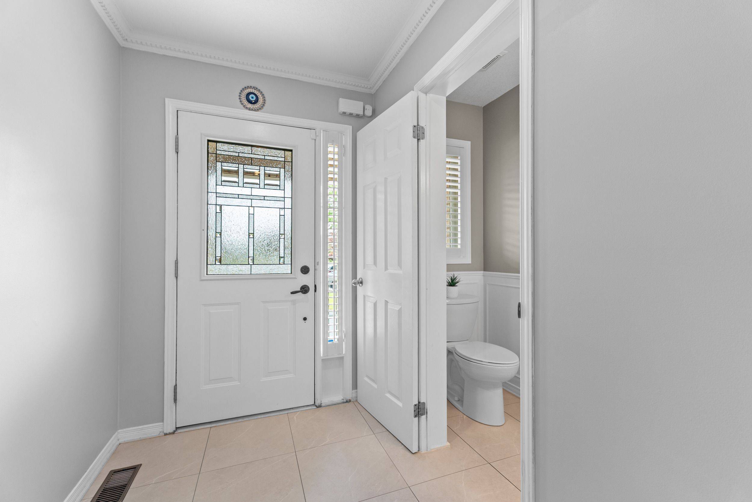 Hamilton, ON L8J 3Z8,42 Meadow Wood CRES