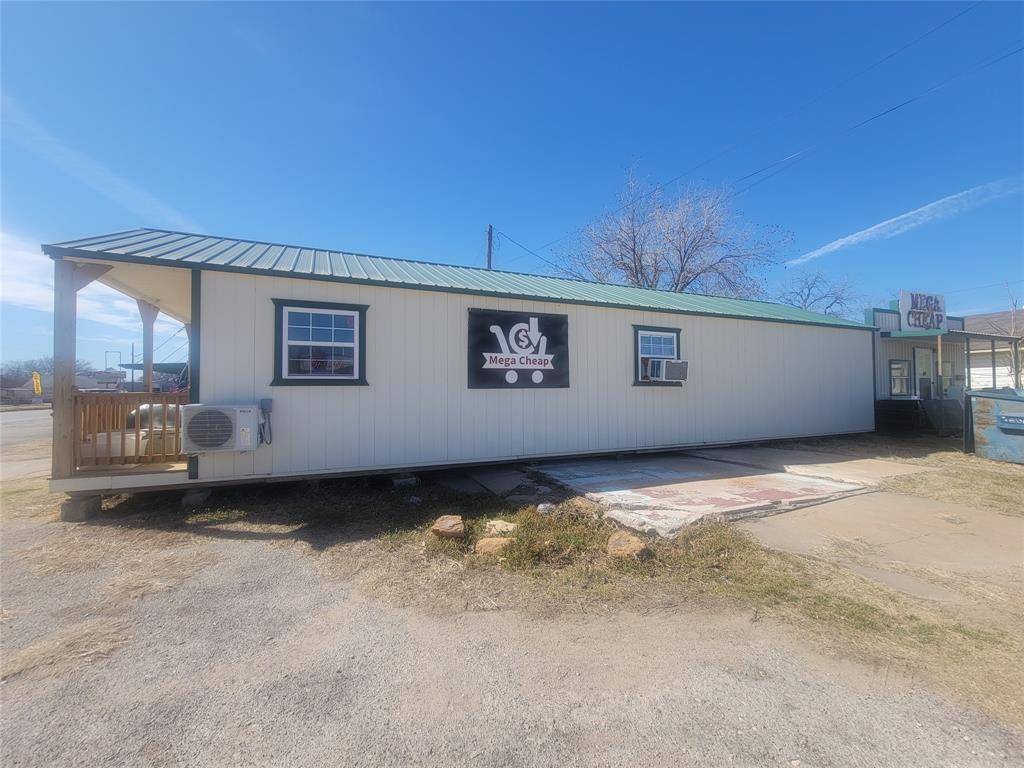 Graham, TX 76450,1041 Fourth